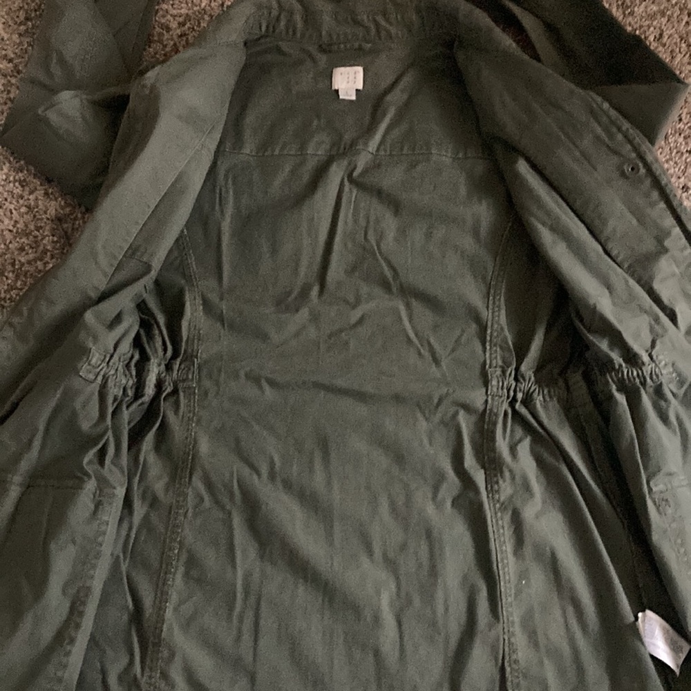 Army Green Color Size Large Spring Jacket. - image 7